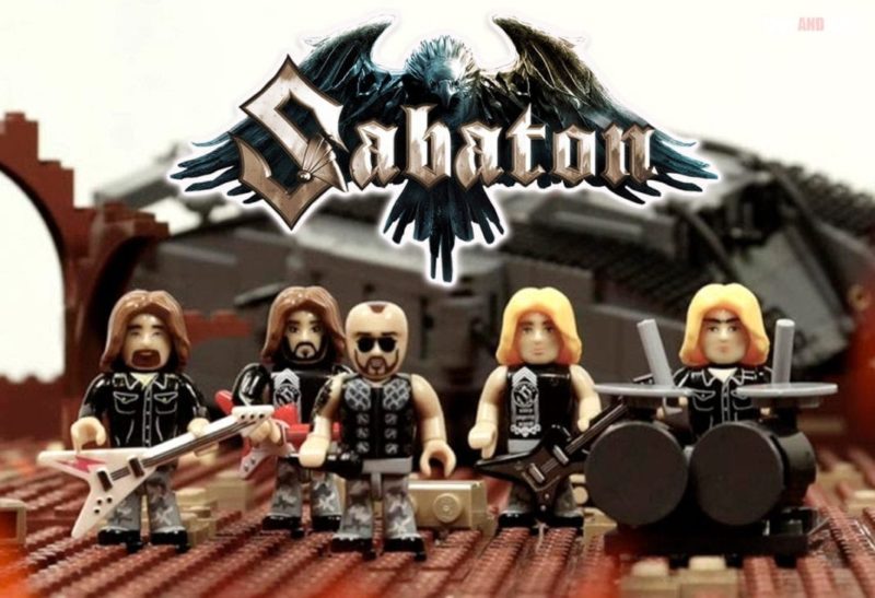 Fotograma del videoclip de la banda Sabaton hecho con piezas de Lego (Rock and Blog)